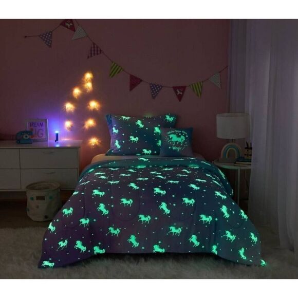 NEW WITH TAGS YOUR ZONE GLOW IN THE DARK TWIN COMFORTER SET - Picture 9 of 10